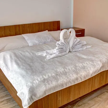 Tillerova Guest house *