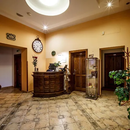 Tillerova 4*