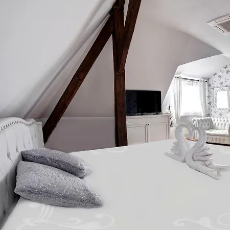 Tillerova 4*